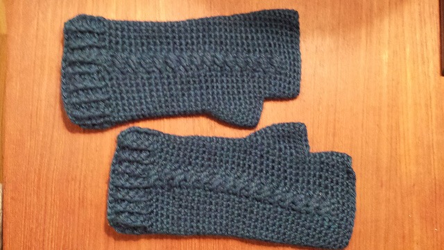 Fingerless mitts for my uncle